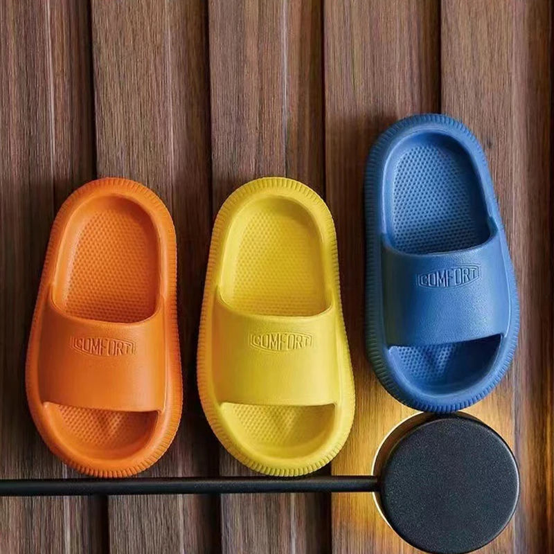 Children Bathroom Slippers Summer Solid Color Anti Slip Soft Sole Kid Slippers 4-10 Years Old Boys and Girls Cute Home Slippers